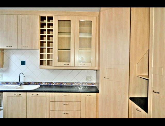 2 BEDROOM DUPLEX RENTED IN WATERKLOOF GLEN